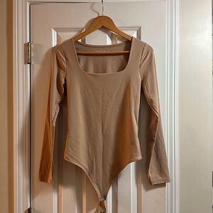 Square Neck Abercrombie Soft AF Bodysuit
